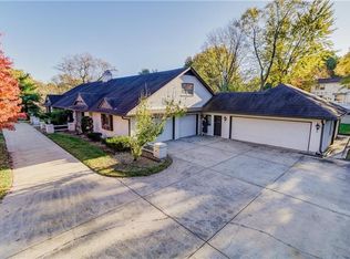 12221 Mar Bec Trl, Independence, MO 64052