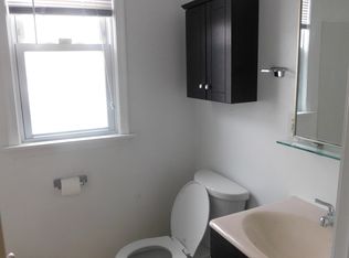 416 Bluebuff Rd, King Of Prussia, PA 19406