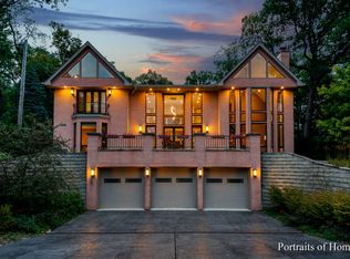 1110 Oak Hill Rd, Downers Grove, IL 60515