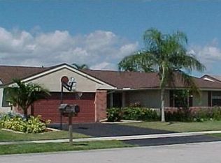 911 Greenbriar Ave, Davie, FL 33325