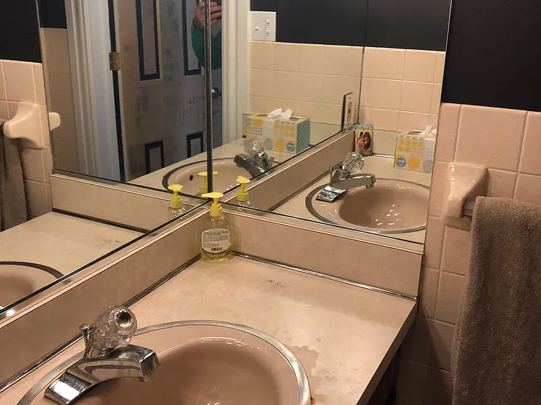 1/2 bath