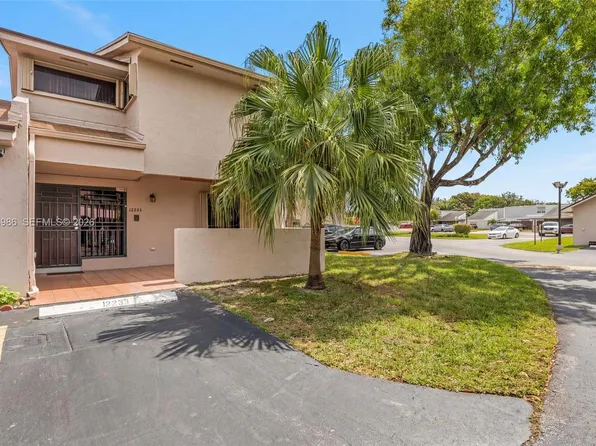 12233 SW 24th Ter #35, Miami, FL 33175