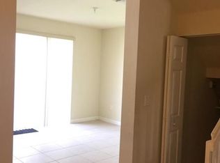 3373 W 90th St, Hialeah, FL 33018