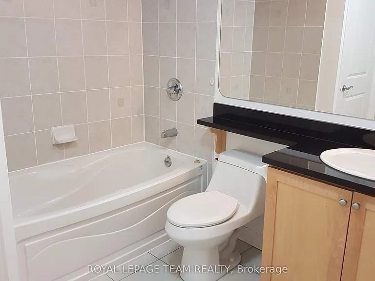 570 Laurier Ave W #1801 — Photo 33