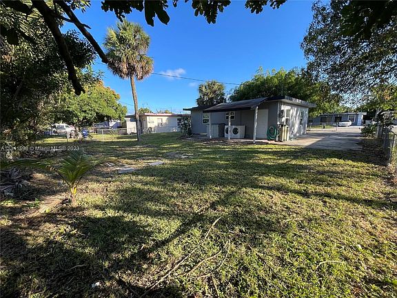 2nd image of 2643 NW 10th St