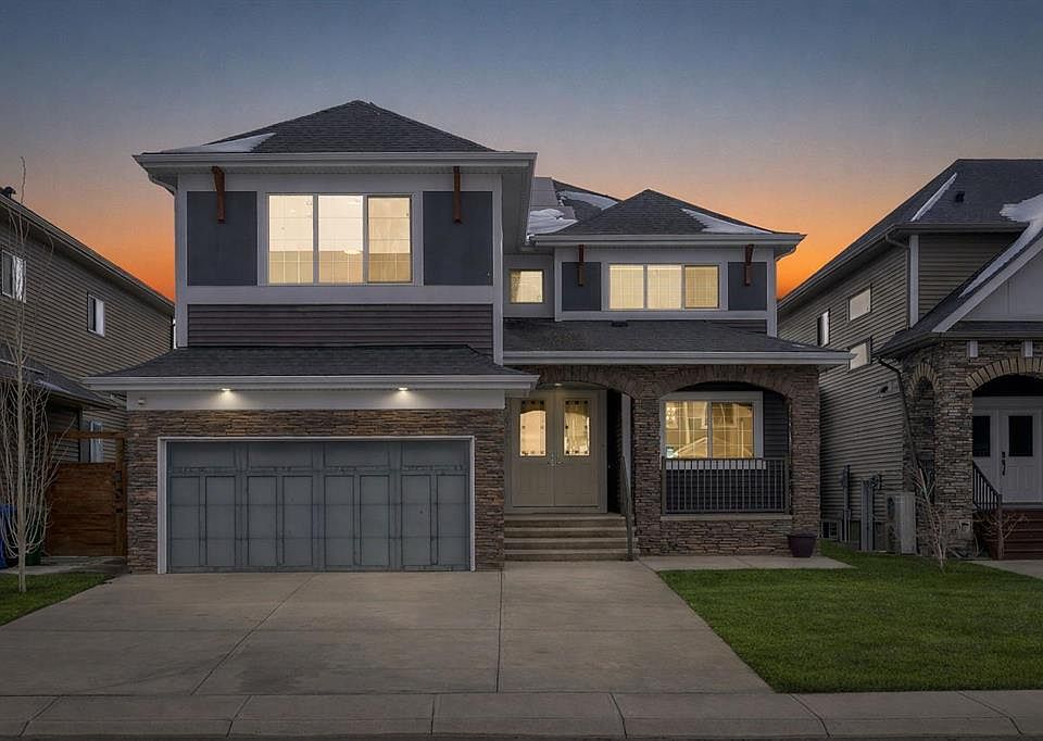 1st image of 272 Aspenmere Way S