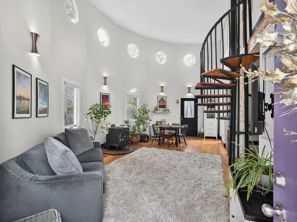 19 Old Bridge Road, Truro, MA 02666