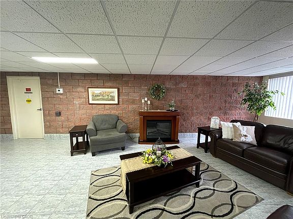 4th image of 5 Mill Pond Ct #606