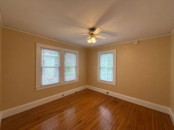 420 N Laurel Ave — Photo 12