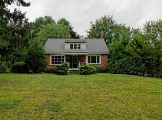 112 Hansen Rd, Schaghticoke, NY 12154