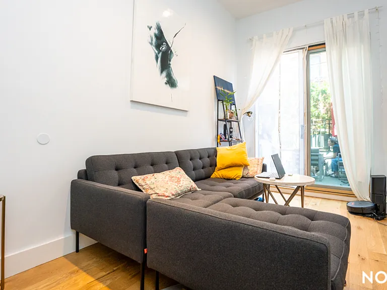 849 De Kalb Ave #1B — Photo 7