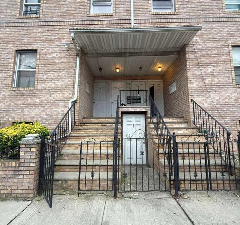 1116 Magnolia Ave #6