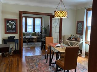 965 Nottingham Rd, Grosse Pointe, MI 48230