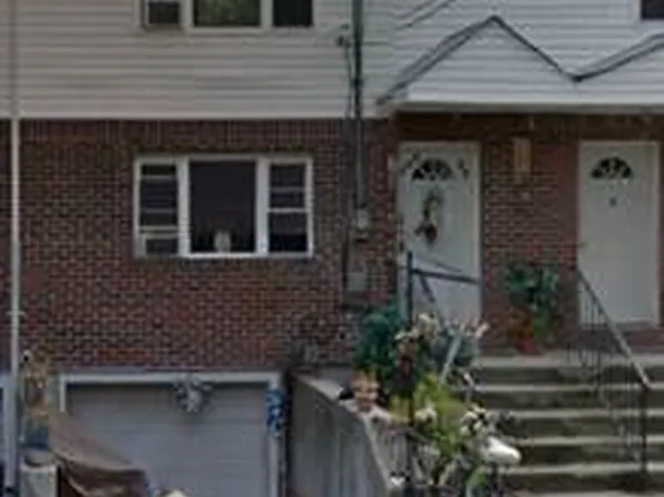 10907 153rd St, Jamaica, NY 11433