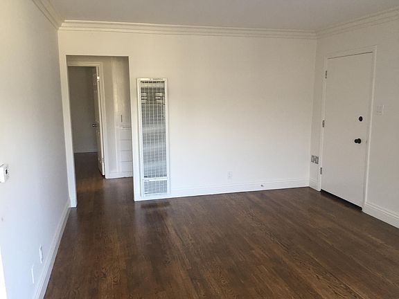 5th image of 7858 Flight Ave #1