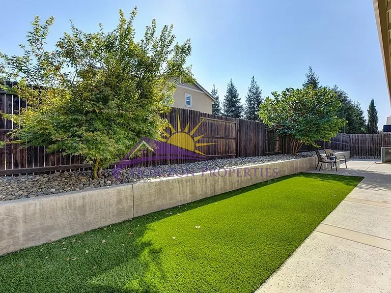 4097 Pingree Lake Way — Photo 19
