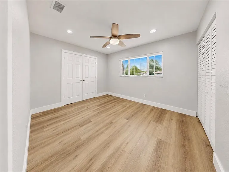 6513 Abaco Dr — Photo 45