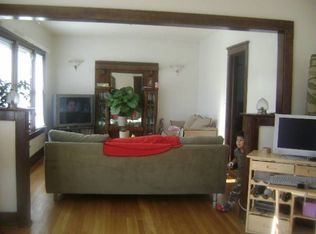 4006 W Cornelia Ave, Chicago, IL 60641