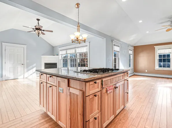 590 Goodwin Road, Eliot, ME 03903