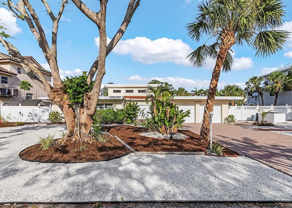 1st image of 5430 AVENIDA DEL MARE