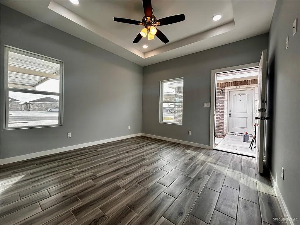 2 bed, 2.0 bath, 900 sqft, $950 — Photo 4