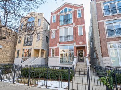 3037 N Racine Ave #2, Chicago, IL, 60657