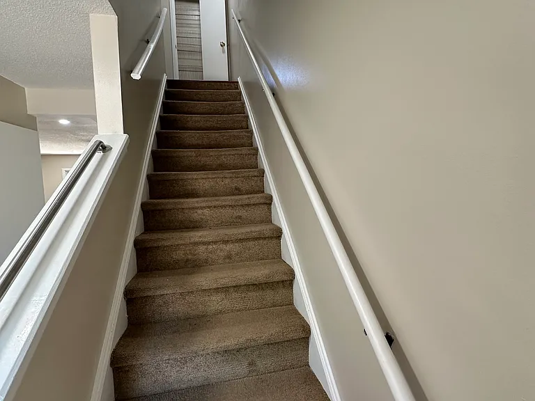 2926 Heathstead Pl — Photo 4