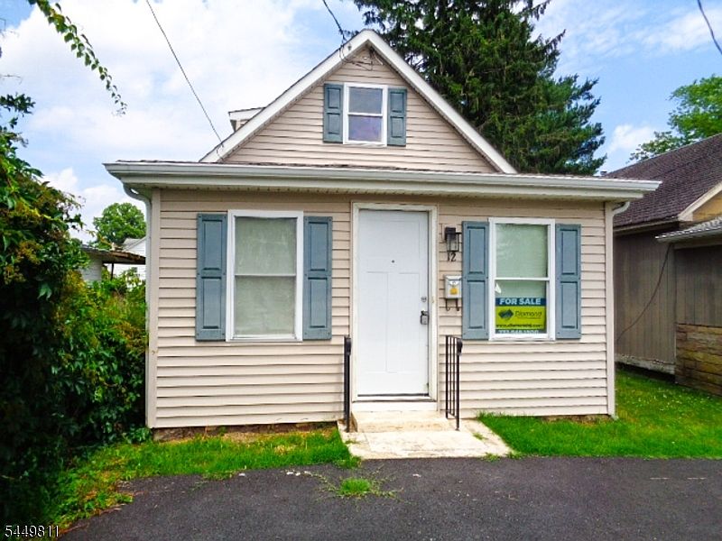 1st image of 12 Brandriff Ave