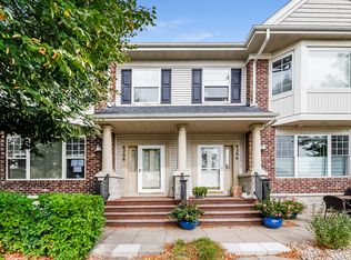 8208 Golden Valley Rd, Golden Valley, MN 55427