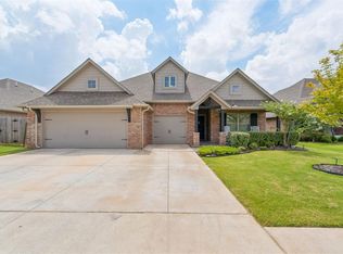 19012 Grove Pkwy, Edmond, OK 73012