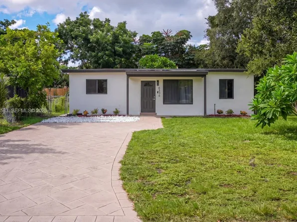 6336 Garfield St, Hollywood, FL 33024