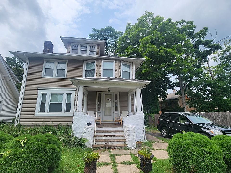 1st image of 102 Barnett St