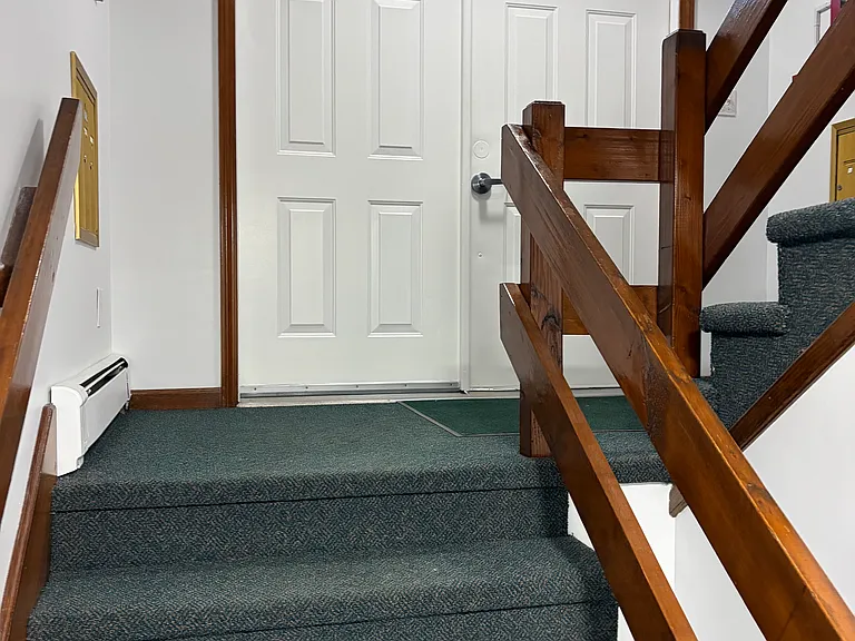 173 Bailey St #1R — Photo 11