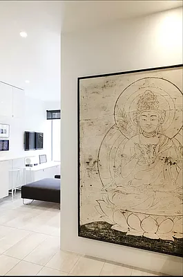 Rented by Compass | media 13