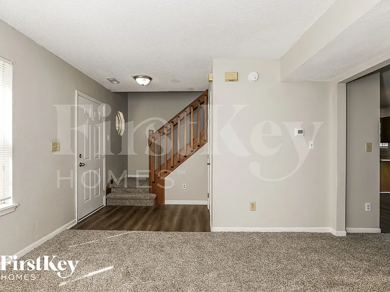 8813 Brassport Cir — Photo 3