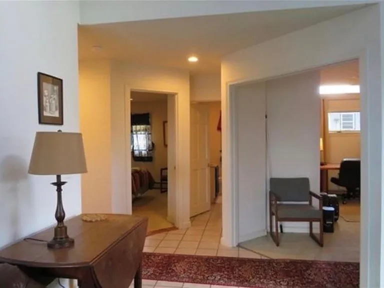 48 Bellevue Ave — Photo 9