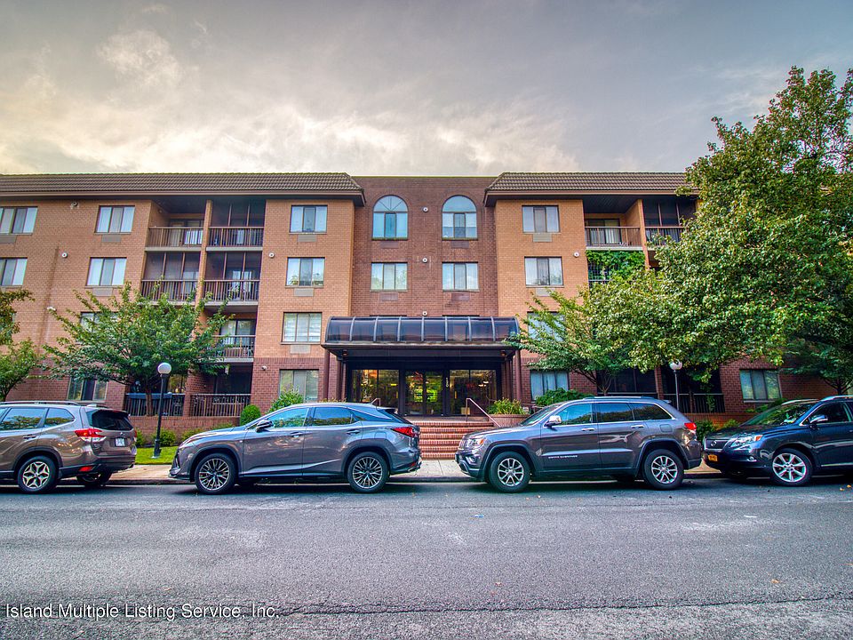 1st image of 120 Wellington Ct APT 1B
