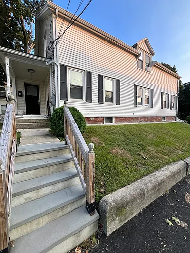 4 Greystone Ave #4 Photo 1