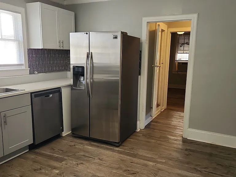 3 Keith Ave — Photo 9