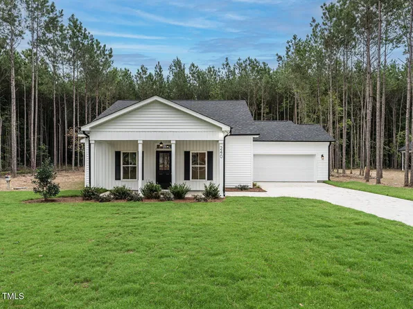 240 Green Pines Estates Dr, Kenly, NC 27542