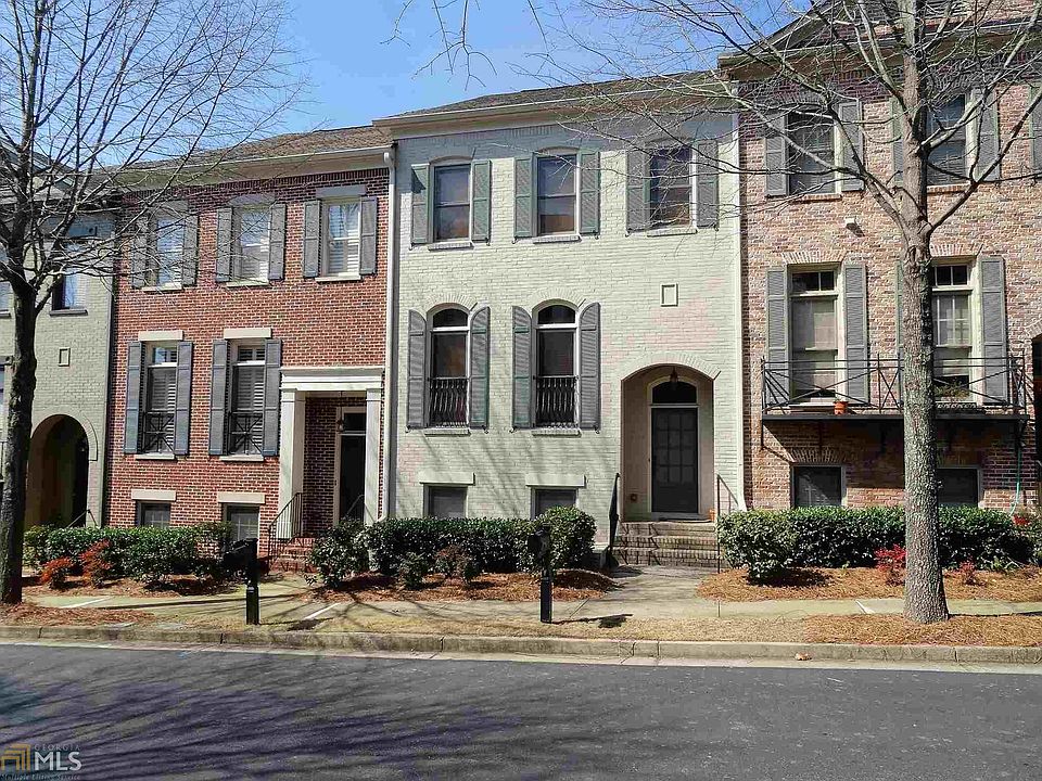 2nd image of 103 W Ridge Way