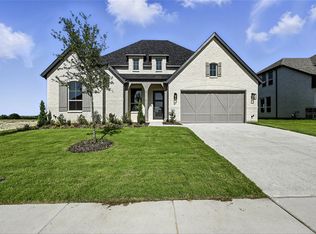 557 Pebble Dr, Waxahachie, TX 75167