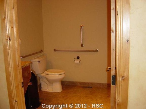 5th image of 350 N Pine St