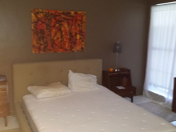 3rd image of 3000 NE 16th Ave APT 113
