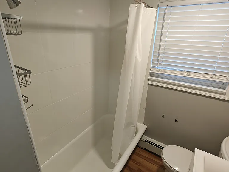 28 Vine St #101 — Photo 6