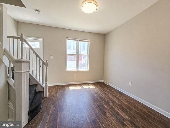 4th image of 2209 Cantrell St