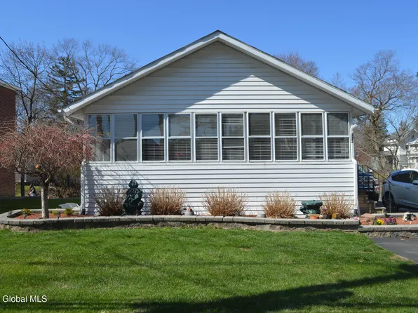 323 Kenwood Avenue, Delmar, NY 12054