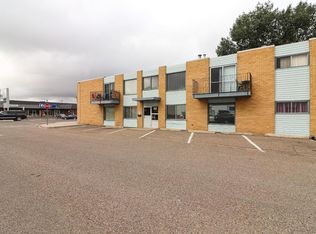 121 Broadway Ave E, Redcliff, AB T0J2P0