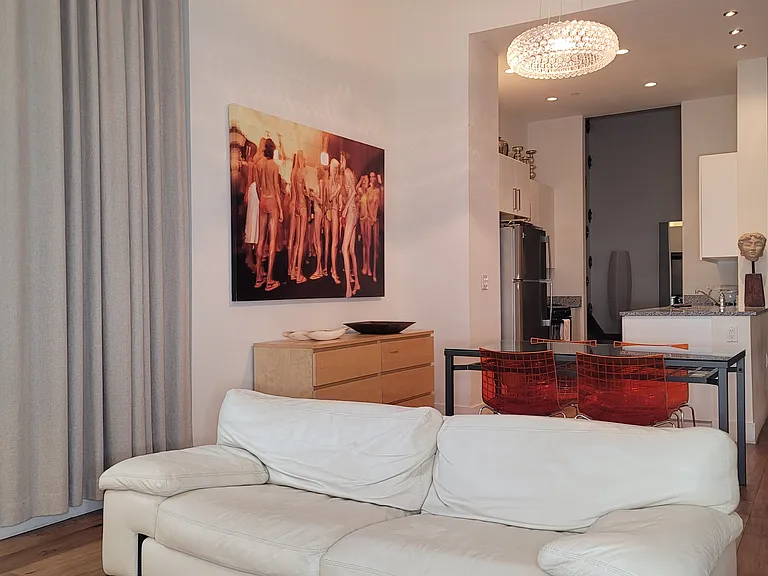 220 W 148th St #3B — Photo 4