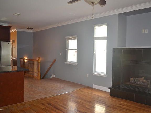 5th image of 367 Bedford Ave